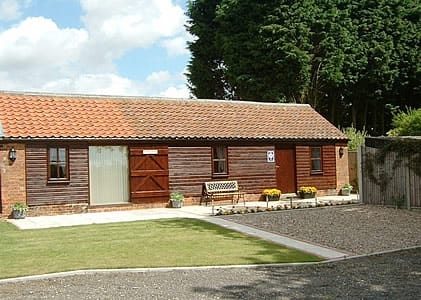 Cottages & Log Cabins